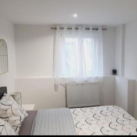 Schone 2 Zw In Sindelfingen - Maichingen *Daimler Apartment Екстериор снимка